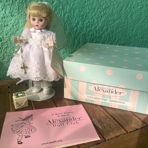 NMIB 8" 2006 MADAME ALEXANDER FIRST COMMUNION